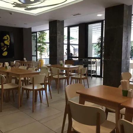 Хотел Gladiola Akacia 3-Star 3*