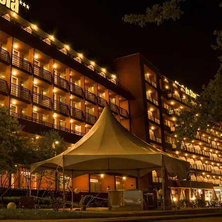 Хотел Gladiola Akacia 3-Star 3*