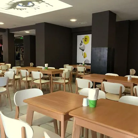 Gladiola 1 Ex Akacia 3*