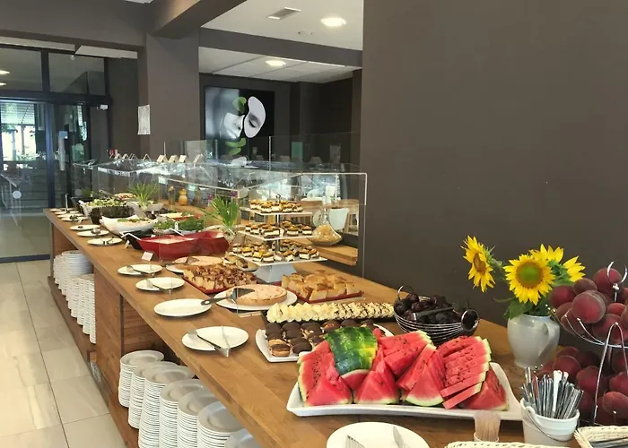 Gladiola 1 Ex Akacia Hotel 3*